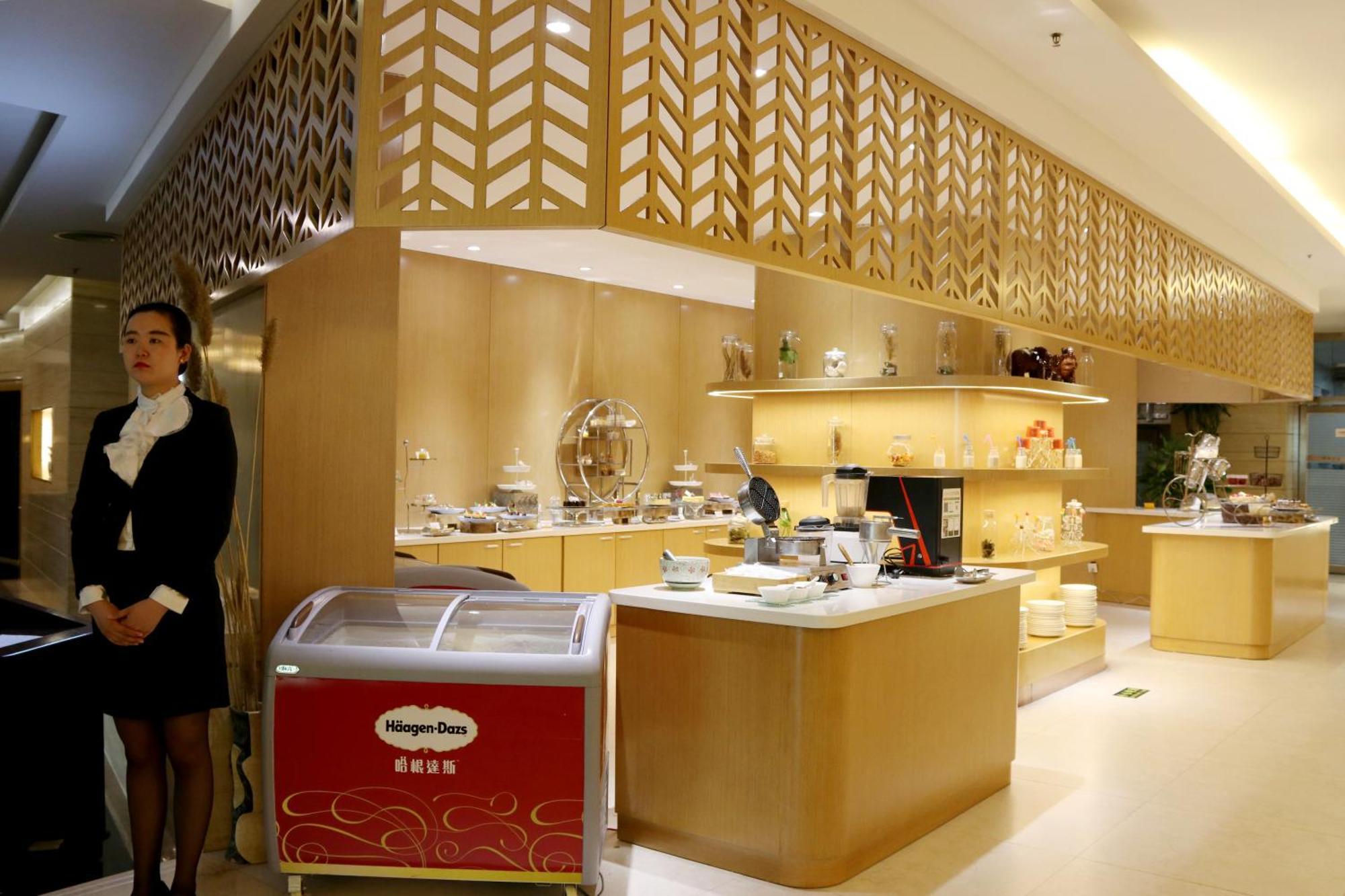 Header Baotou Hotel Eksteriør billede