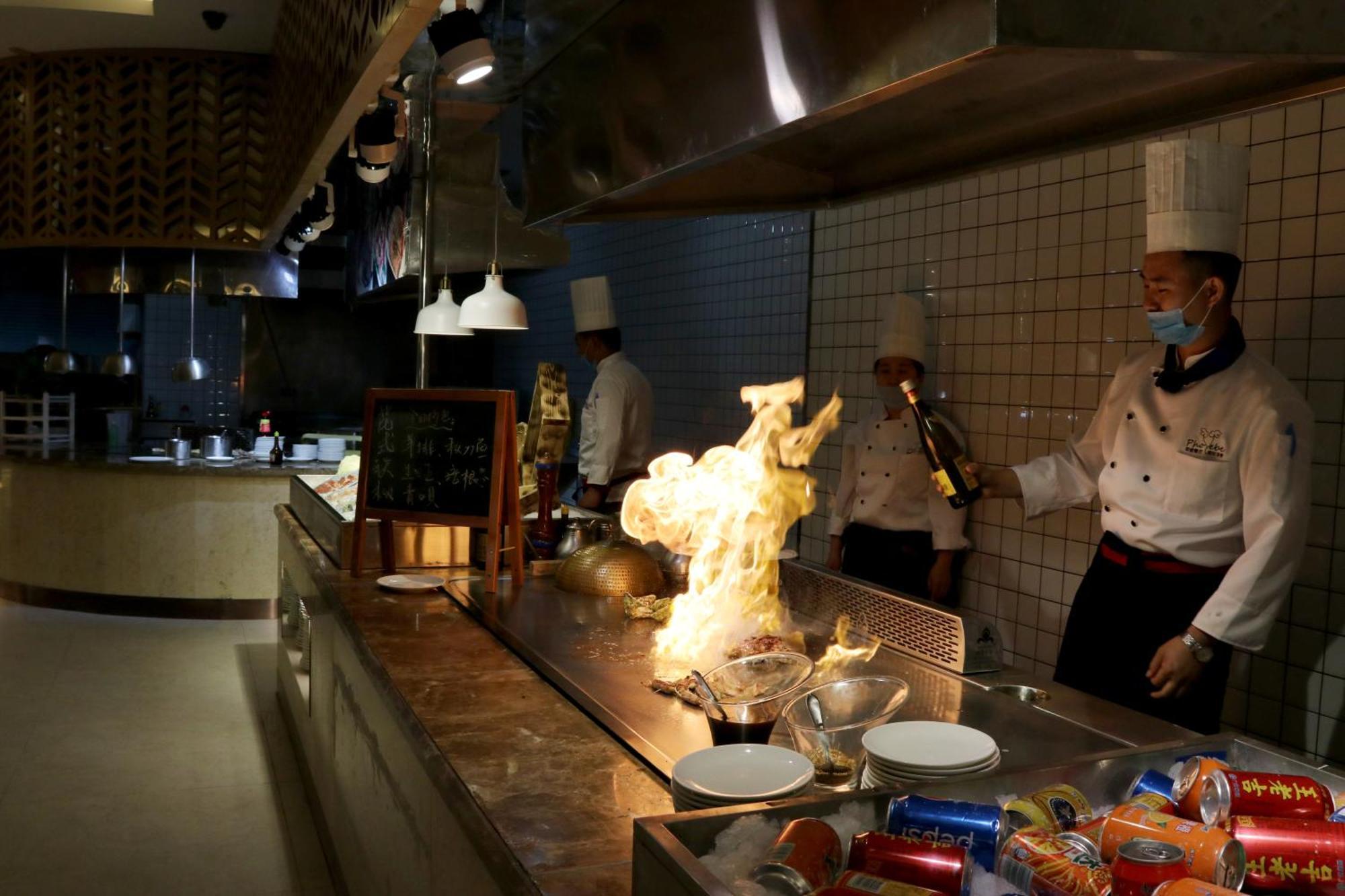 Header Baotou Hotel Eksteriør billede